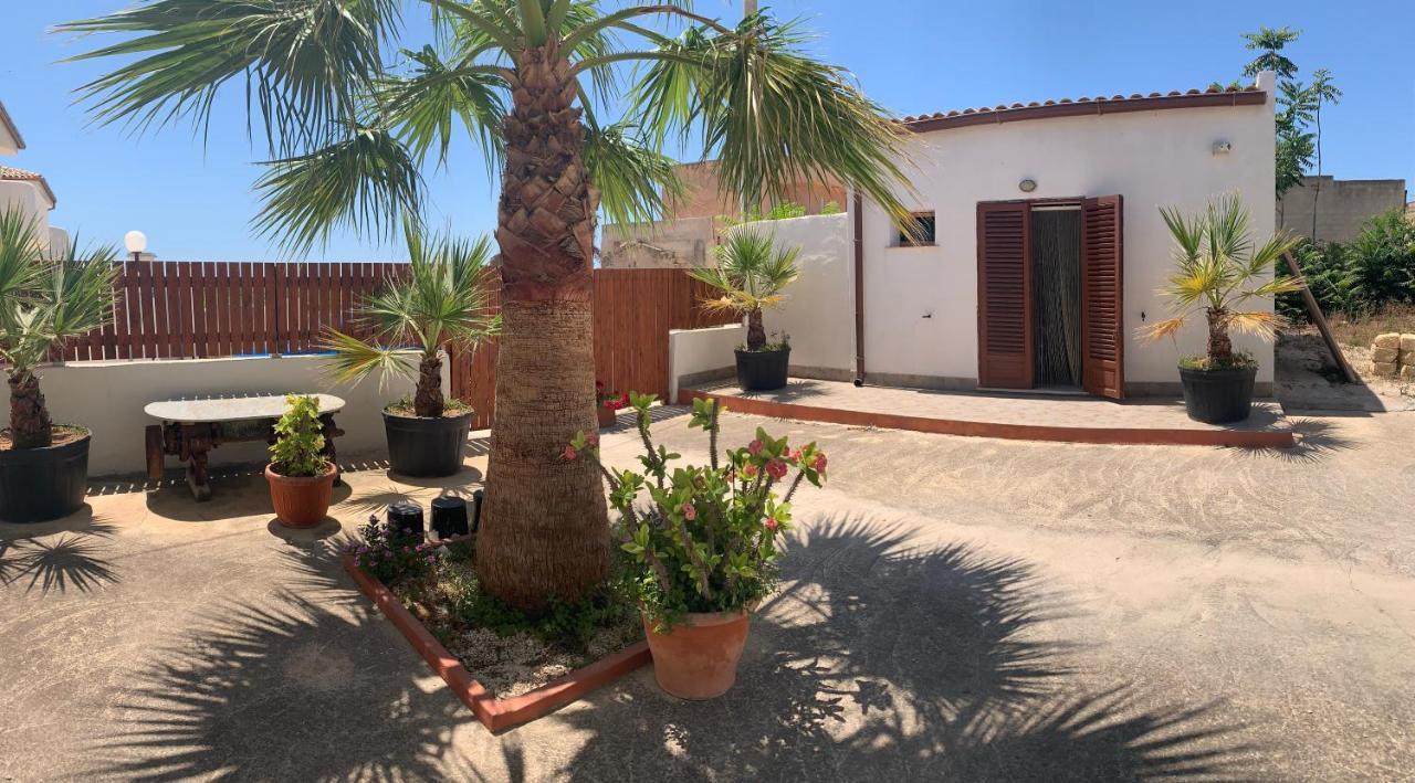 Casa Vacanze Mandriavecchia Петрозино Екстериор снимка