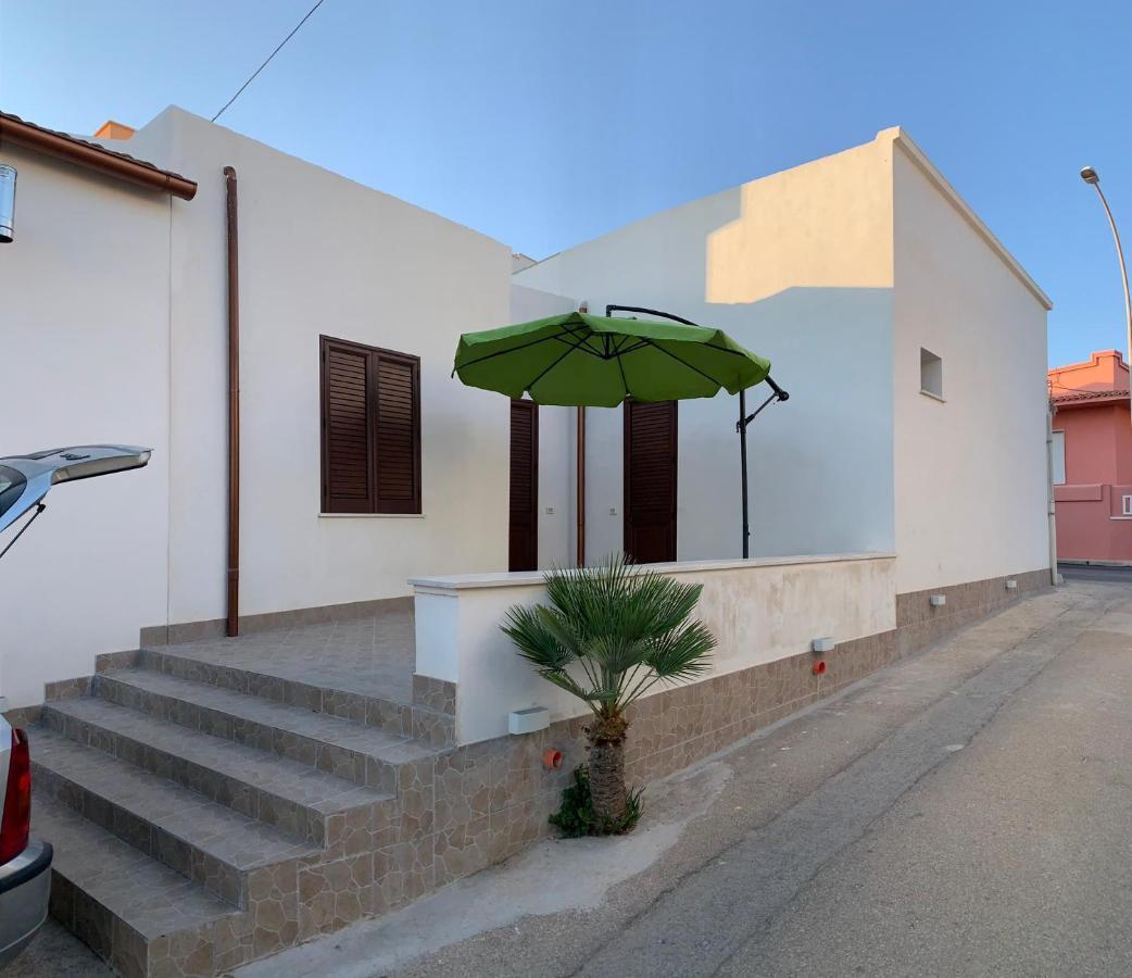 Casa Vacanze Mandriavecchia Петрозино Екстериор снимка